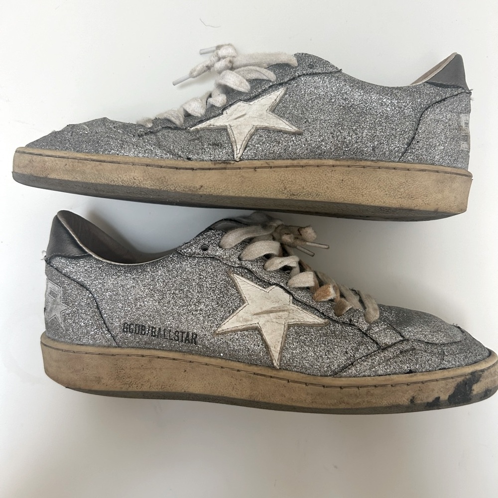 Golden Goose Ballstar (size 39/ US 9)